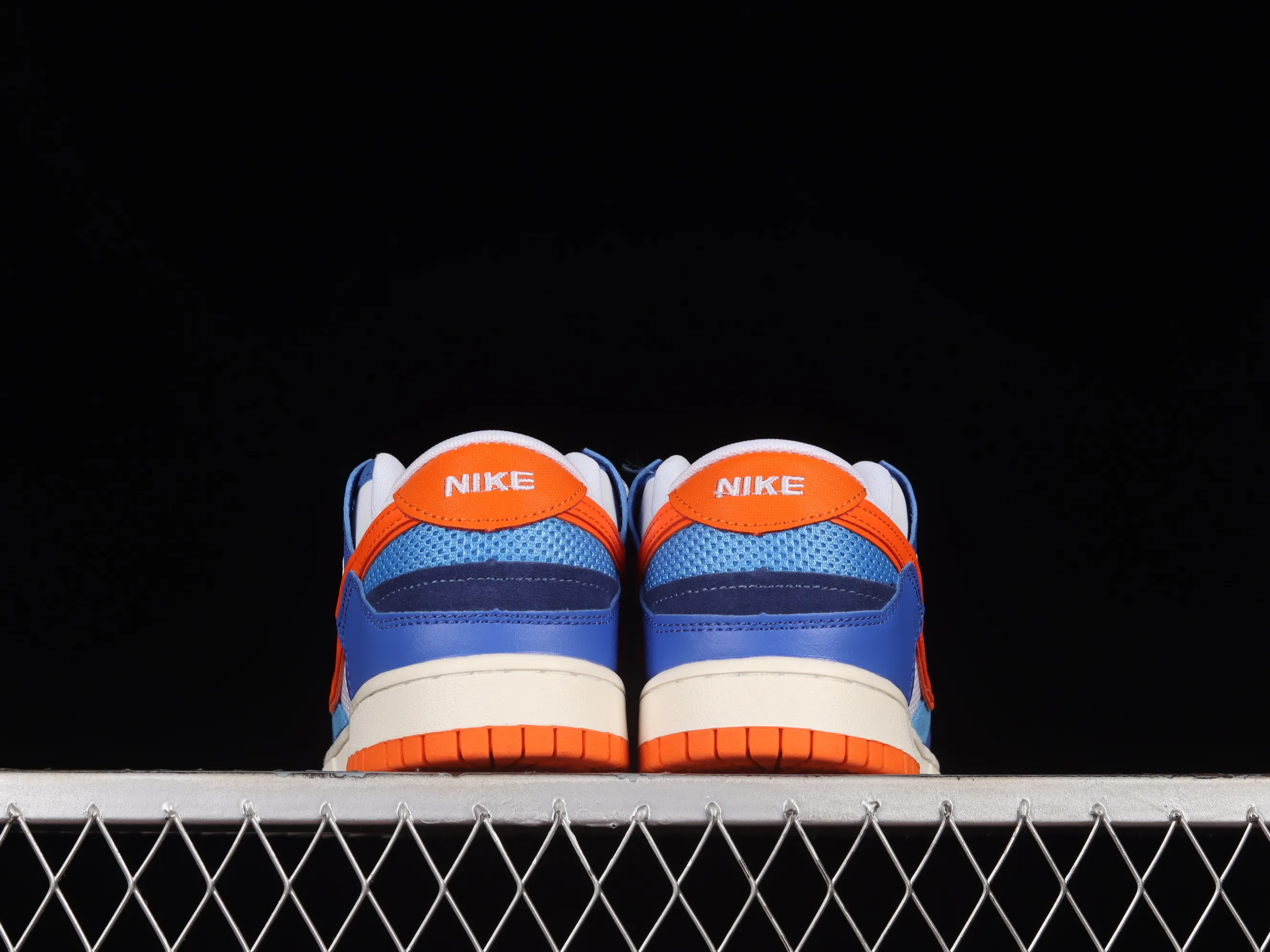 All categories Nk SB Dunk series Nk SB Dunk Low low-top skate shoes Nk Dunk Scrap stitching low-top skate shoes DM0128-100
